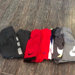 Nike 2T lot